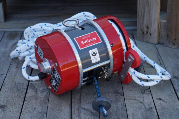 swi-tec mast lift-industrial-professional-use-maru-watersport